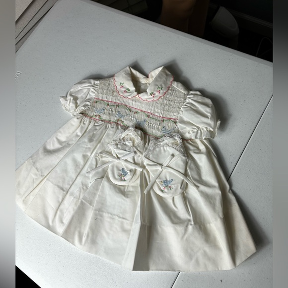 Vintage Baby Girls A Little Angel Blue Floral Collared Smocked Dress Size 6-9mo - Picture 1 of 13